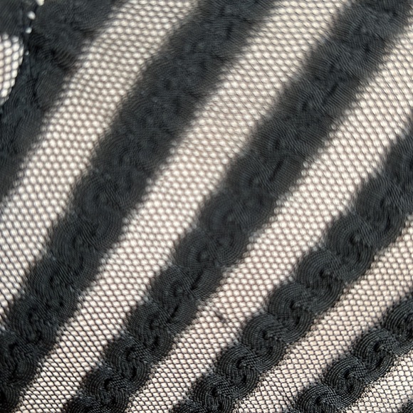 Dress - Picture 4 of 7